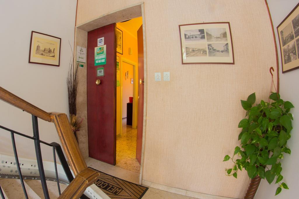 B&B Gate 52 Pisa Exterior photo